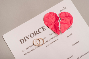 7 Critical Divorce Questions Answered by a Divorce Lawyer